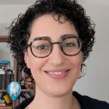 Mouna - Prof de français - Compiègne