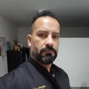 Alessandro - Prof de matemática - Curitiba