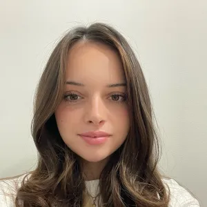 Lisa - Prof d'aide aux devoirs - Versailles