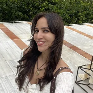 Merve - İngilizce öğretmeni - İstanbul