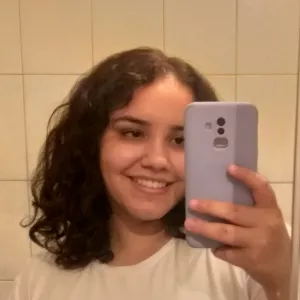 Gabriela - Professor de reforço escolar - Alfenas
