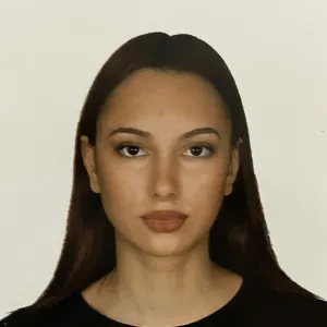 Sıla Burcu - Türkçe öğretmeni - İzmir