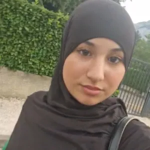 Selma - Prof de physique - Saint-Martin-d'Hères