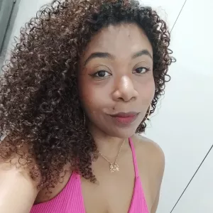 Emanuelle - Prof de inglês - Nilópolis