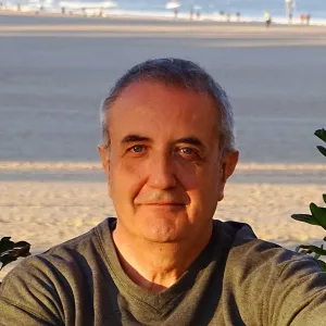 Rafael - profesor de desarrollo personal - Sueca