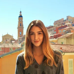 Clémence - Prof d'aide aux devoirs - Menton
