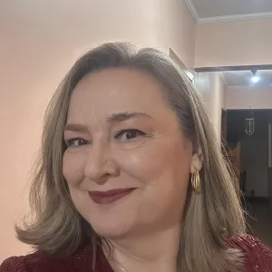 Denila - Prof de espanhol - São Paulo