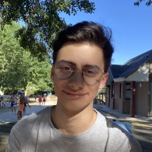 Julien - Prof de fle - français langue étrangère - Rodez