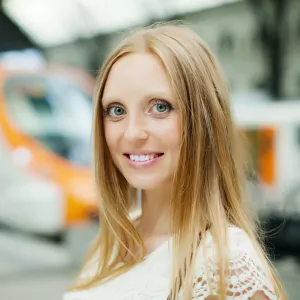 Victoria - Computer Programming Tutor - Chicago