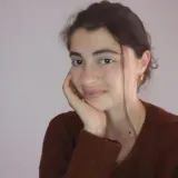Mariana - Professor de auxílio na redação de dissertações e teses - Almeirim