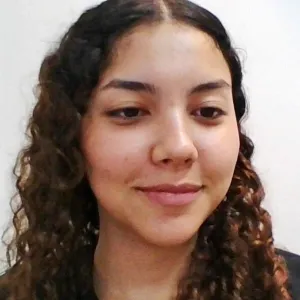 Nicol valeria - Prof de espanhol - Petrolina