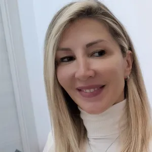 Luisa - Insegnante di ripetizioni - Giarre