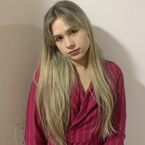 Júlia - Prof de inglês - Galeão