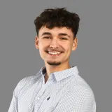 Simon - Lehrkraft für Mathematik - St. Gallen