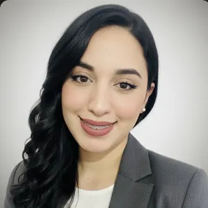 Hafsa - Prof d'arabe - Fès