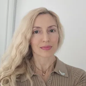 Zhanna - English tutor - Saskatoon