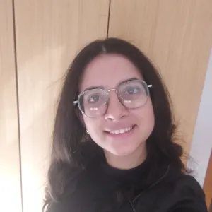 Yasmine - Prof de maths - Rabat