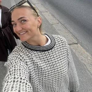 Kristine -  norsk bokmållærer - Kristiansand