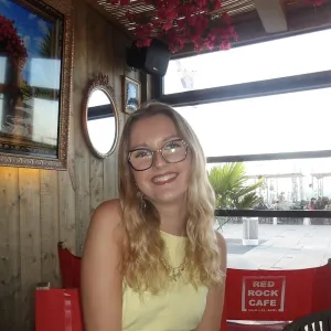 Lilly - Prof de français - Dunkerque