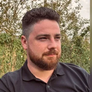 Etienne - Prof de physique - chimie - Ham-sur-Heure-Nalinnes