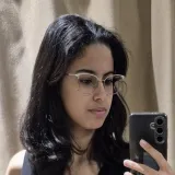 Sara - Prof de maths - Nanterre