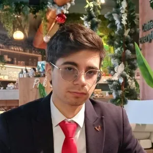 Mihai - Profesor de pregătire pentru bacul la istorie - Botoșani