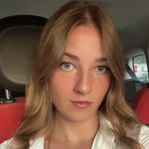 Beatrice - Insegnante di aiuto compiti - Torino