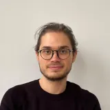 Mustafa - Matematik öğretmeni - 