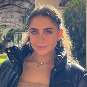 Giada - Insegnante di aiuto compiti - Torino
