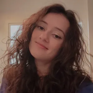 Louna - Prof de français - Grenoble