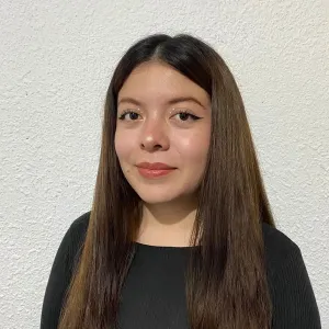 July - profesor de apoyo a alumnos con dificultades de lectura - Riobamba