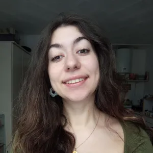 Paola - Prof d'aide aux devoirs - Saint-Étienne