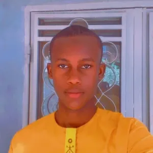 Hassane - Prof d'aide aux devoirs - Grayan-et-l'Hôpital