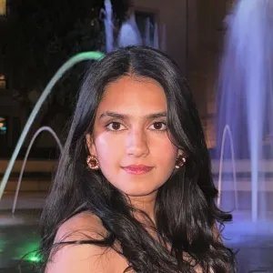 Aastha - Maths tutor - Germiston