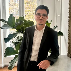 Amine - Prof de droit pénal - Paris