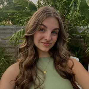 Océane - Prof d'aide aux devoirs - La Roche-sur-Yon