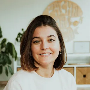 Lolita - Prof de yoga - Frontignan