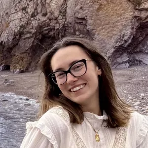Laura - Profe de ayuda con los deberes - Avilés
