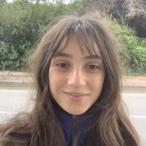 Elodie - profesor de teoría musical - Gavà