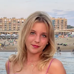 Liána Lorka - kémia magántanár - Pécs