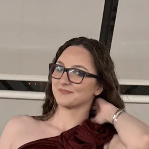 Andrijana - nastavnik turskog jezika - Leskovac