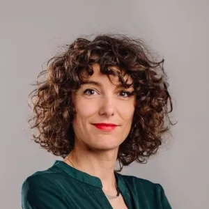 Eve - professeur de communication - Paris 10e