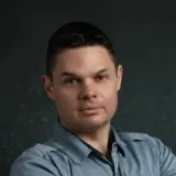 Aleksandar - nastavnik hemije - Зрењанин