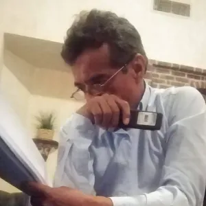 CARLOS - profesor de derecho civil - Tijuana