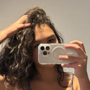 Uma - Spanish tutor - Dollar