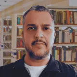 Wender - Prof de redação - Capela Nova