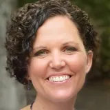 Jolene - Yoga tutor - Carman