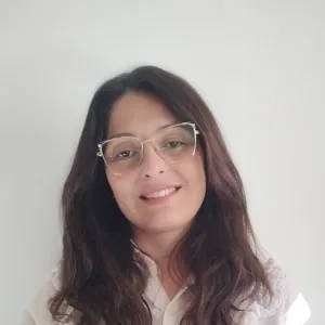 Lorena - Profe de diseño de indumentaria y textil - Justiniano Posse