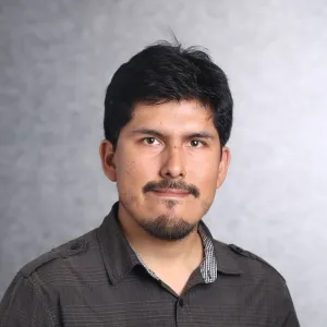 Moisés - Profe de programación - Lima