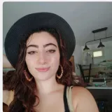 יעל - מורה לעזרה בשיעורי בית - נתניה